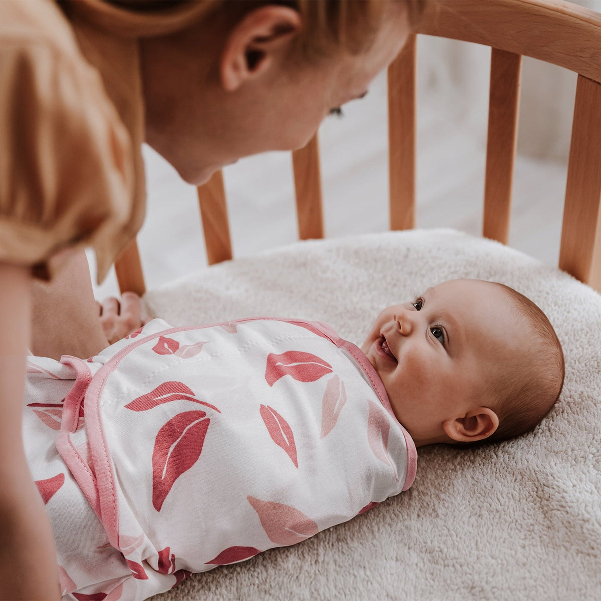 Gllquen Baby Swaddle Blankets for Baby Boy Girl, 0-3 Months Infant Swaddling Sleep Sack, 3 Pack Wrap Set, Newborn Adjustable Swaddle, Pink Flower
