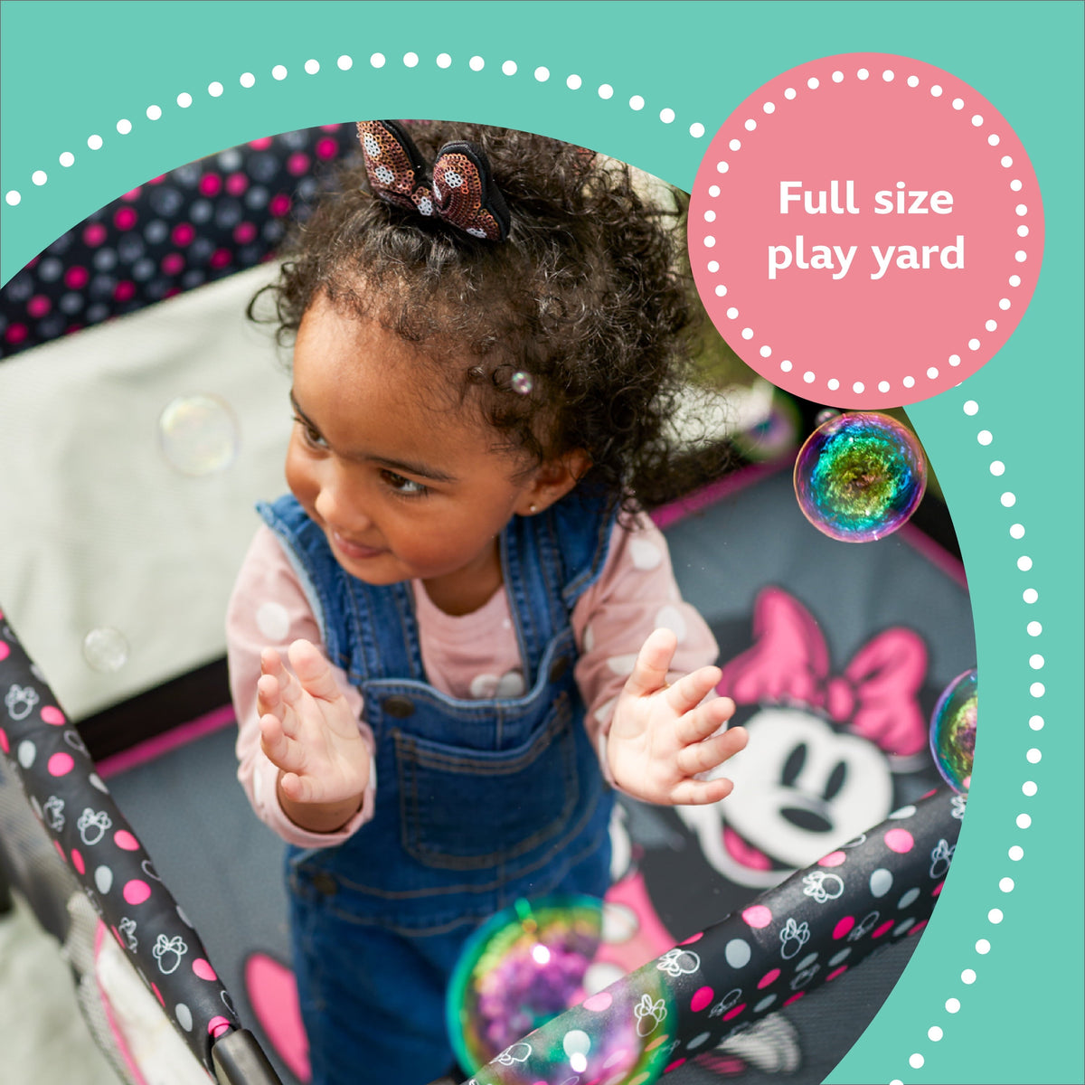 Disney Baby 3D Ultra Play Yard with Bassinet, Toy Bar & Carry Bag – Modern Minnie – Portable Infant Playpen & Travel Crib